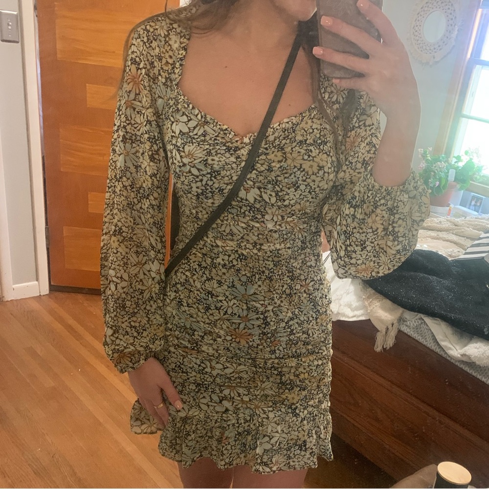 Astr Floral Long Sleeve Dress
